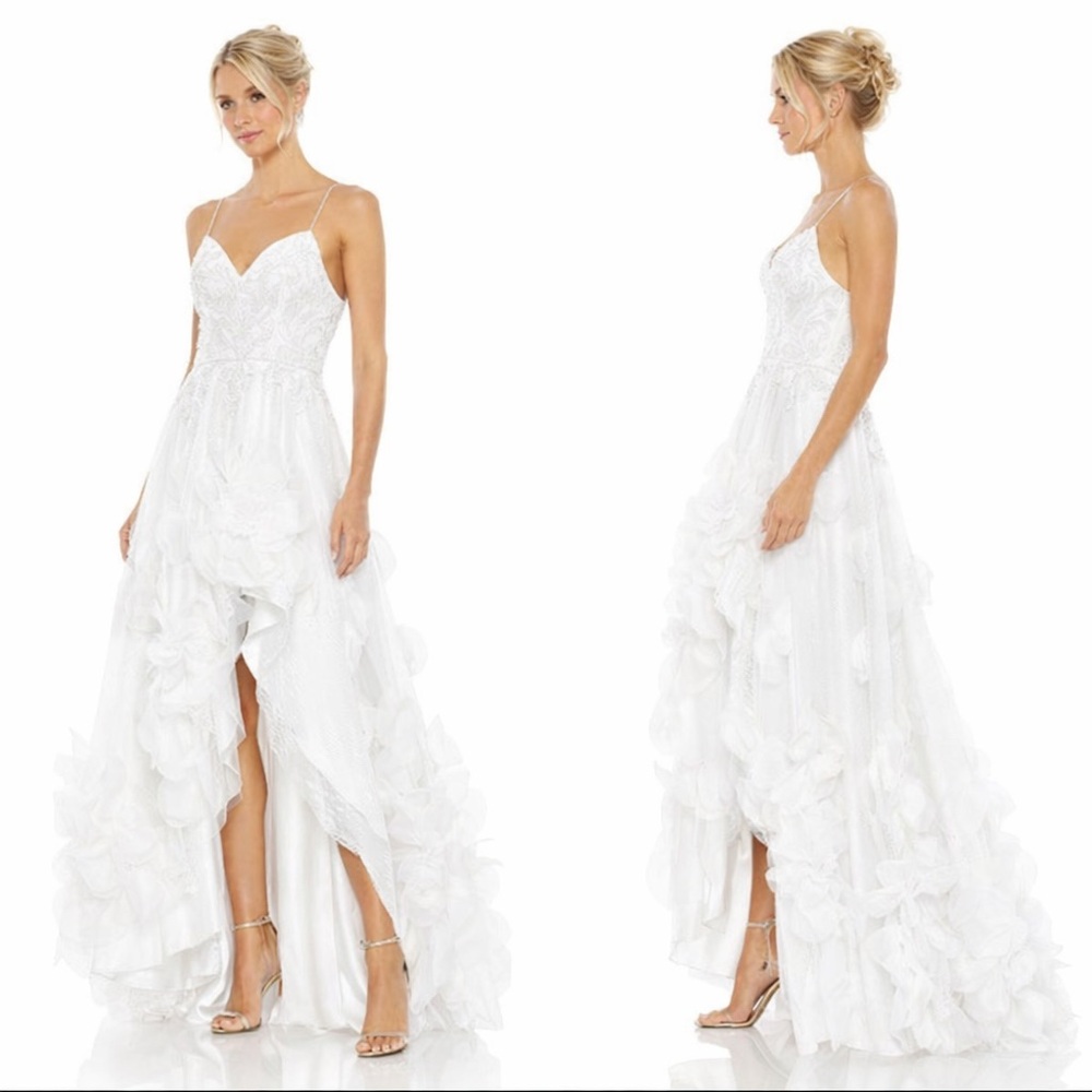 NWT Mac Duggal White Embellished Lace Flowers Formal Gown High Low Gown Size 2